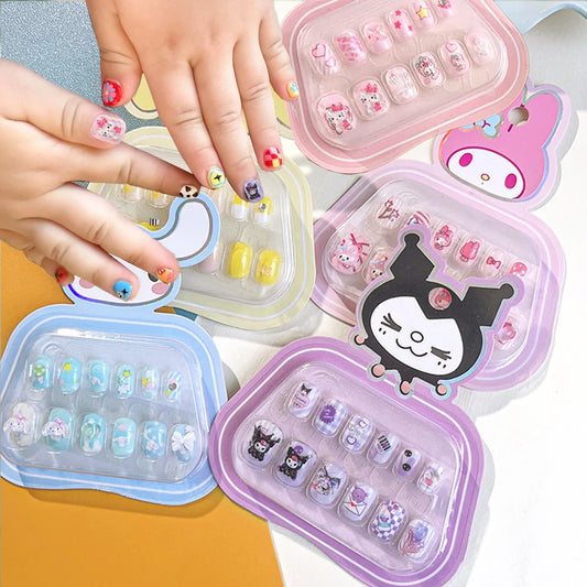 12pcs Sanrio press on nails Set